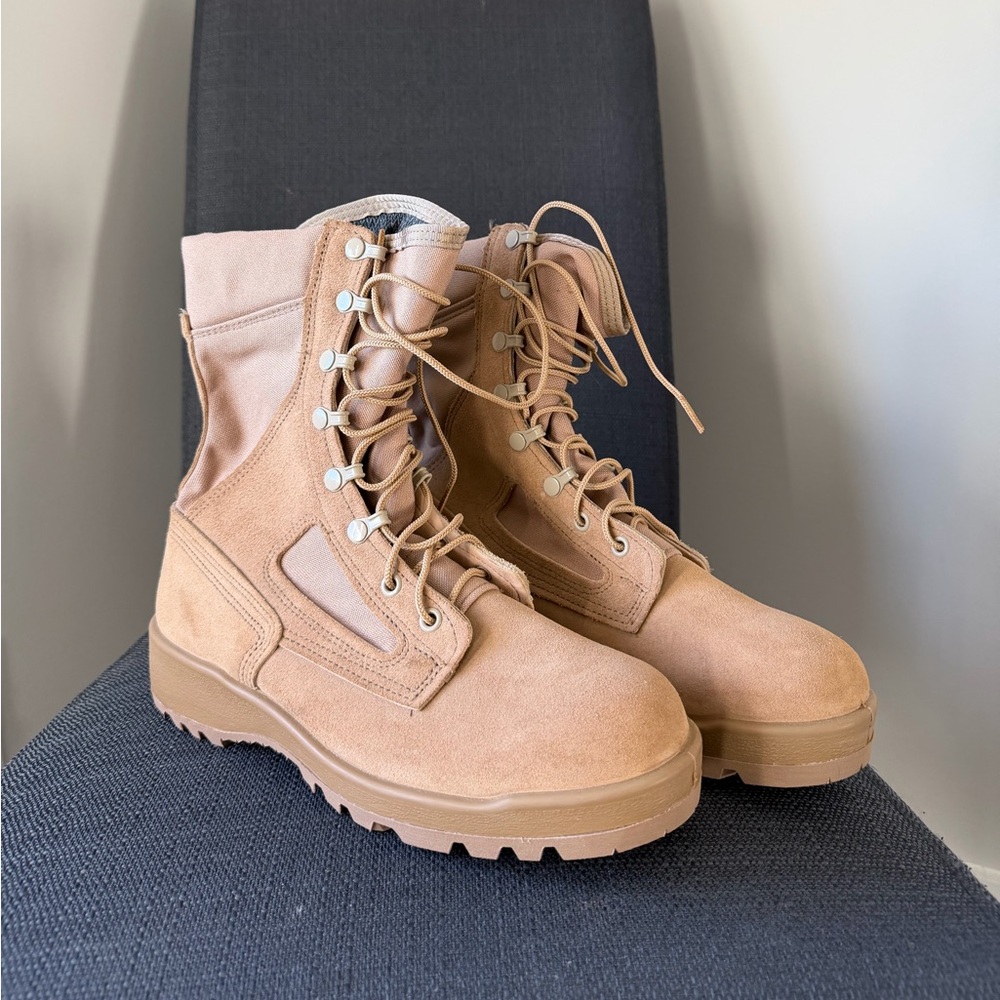 NWOB Belleville 340A Tan Combat Boots